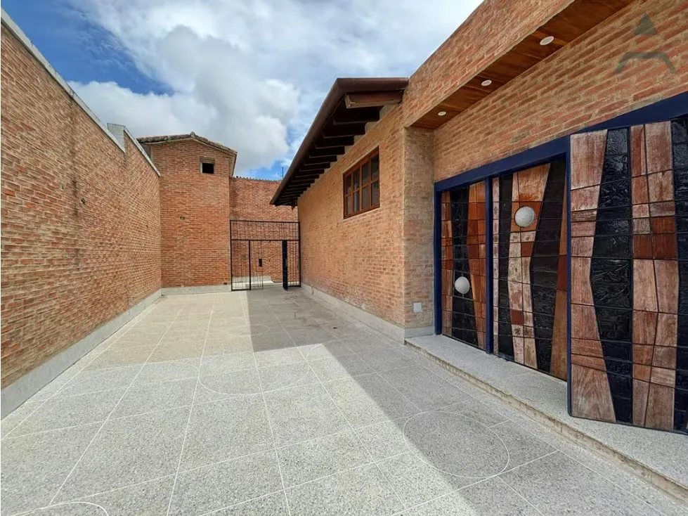 Se vende casa 2400m² 6h+2s/9b+2s/8p Alto Hatillo - 10