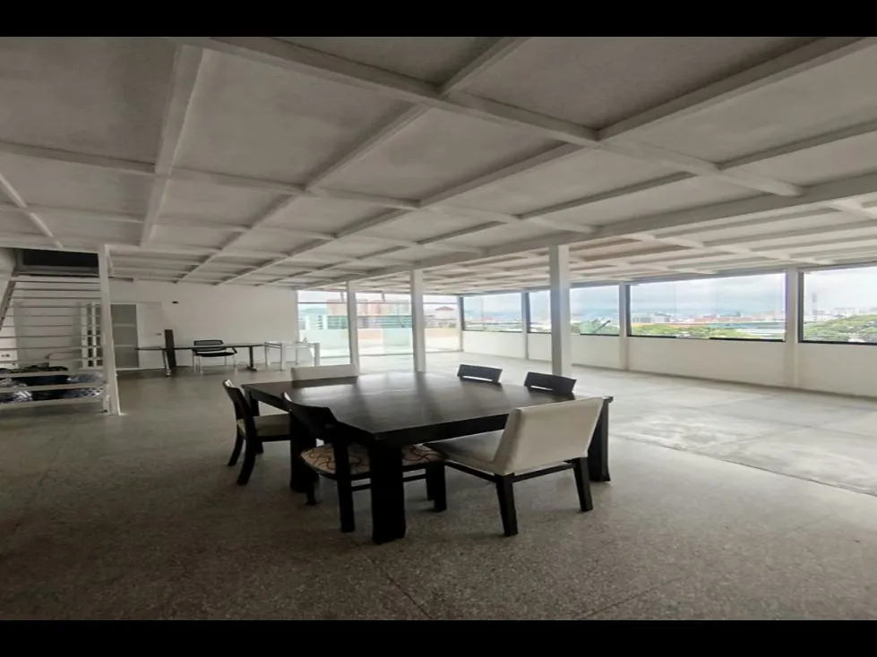 EDIFICIO INDUSTRIAL EN VENTA - URB. BOLEITA NORTE - 7