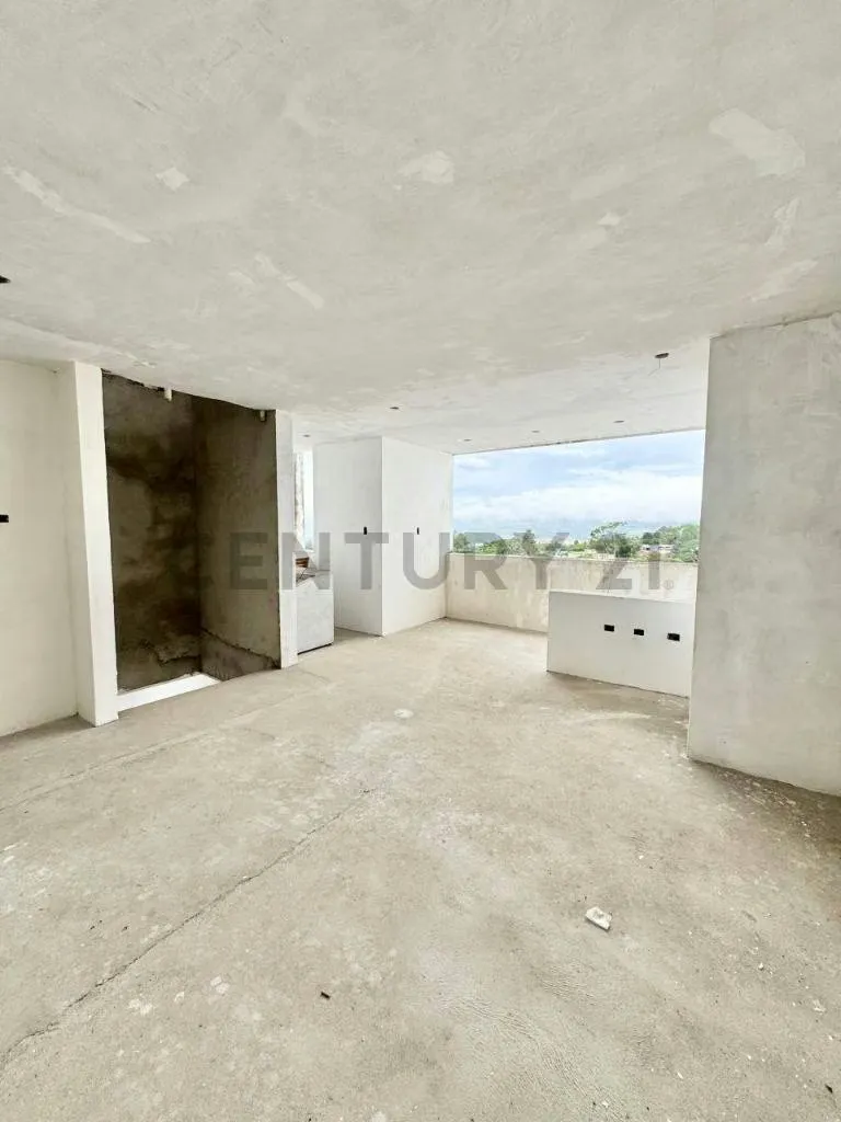 Venta Casa Colinas de Pirineos obra blanca - 17
