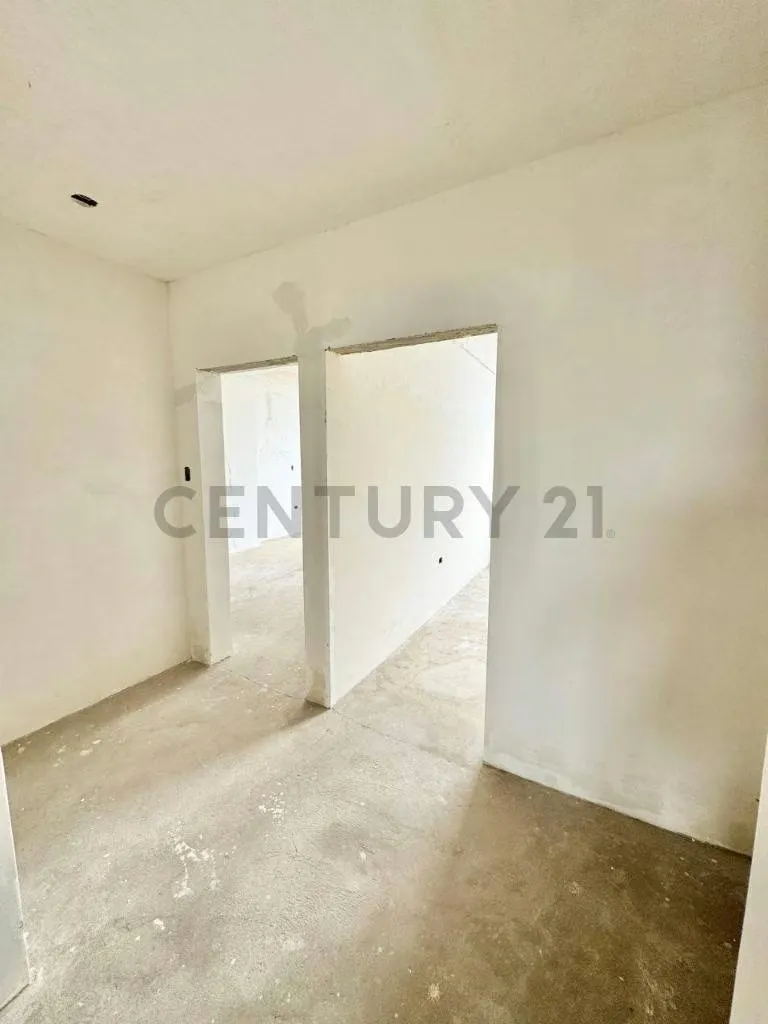 Venta Casa Colinas de Pirineos obra blanca - 31