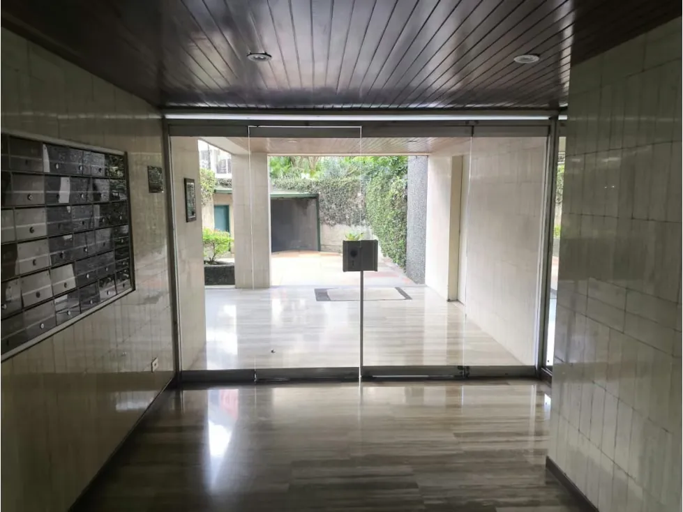 LA BOYERA Vendo Apartamento de Lujo recién remodelado (mogo) - 41