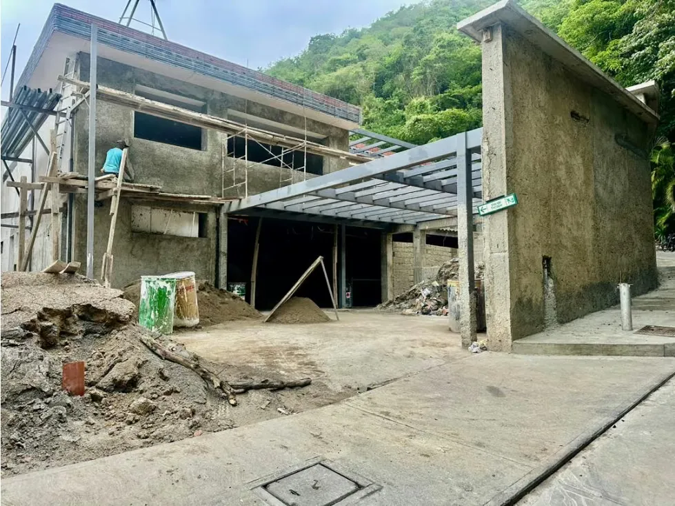 Se vende Casa 1013M² 4h+2s/4b+v/6p Prados del Este - 3