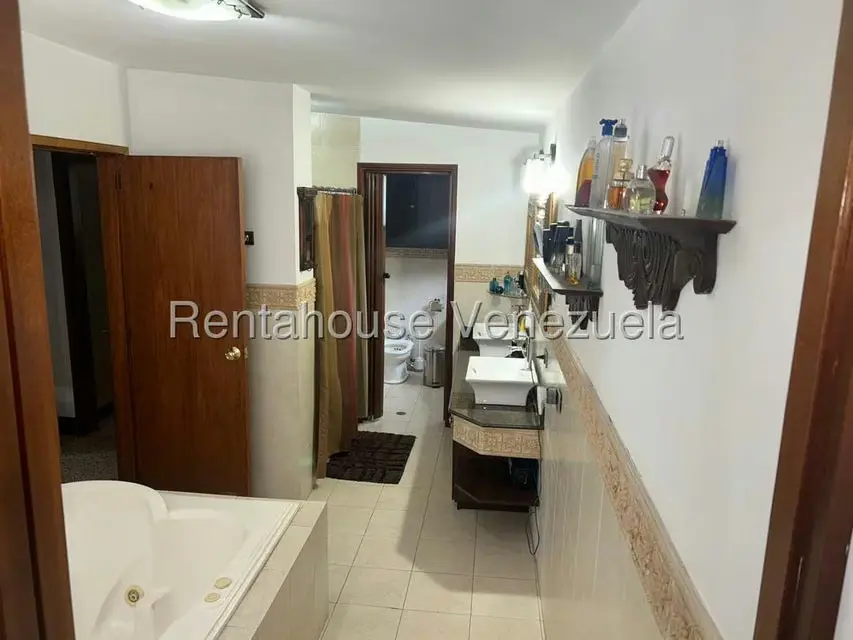 Casa (Multipes Niveles) en Venta en El Marques, Distrito Metropolitano - 22