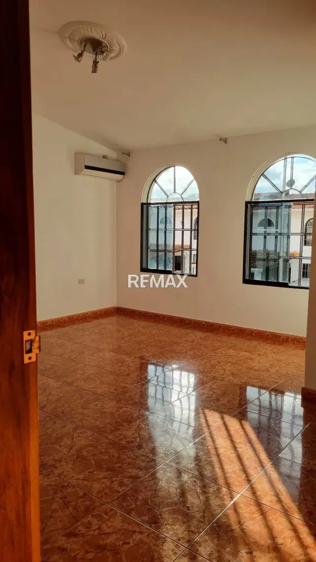 En Alquiler Casa en la Urbanización Doña Virginia, Pueblo Nuevo - 15