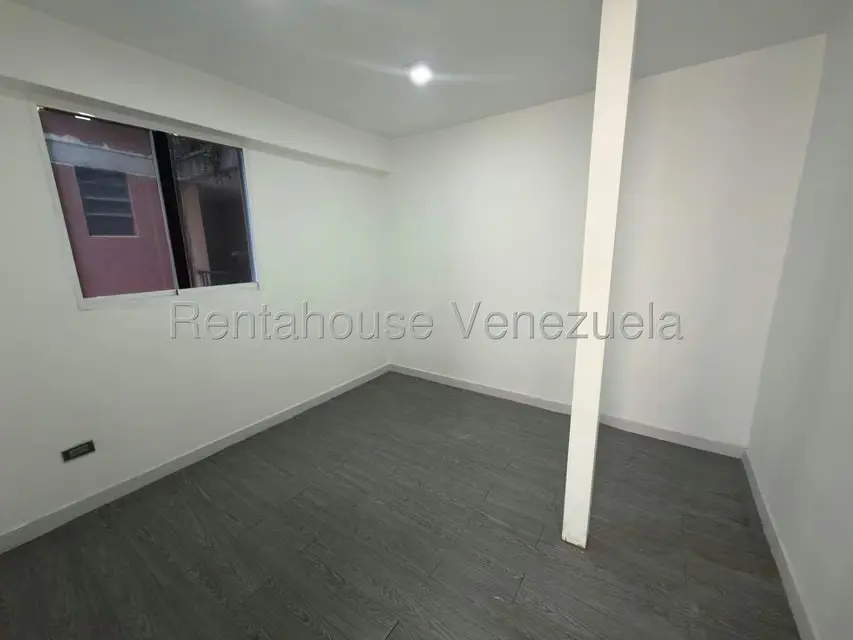 Apartamento (1 Nivel) en Venta en Los Palos Grandes, Distrito Metropolitano - 11