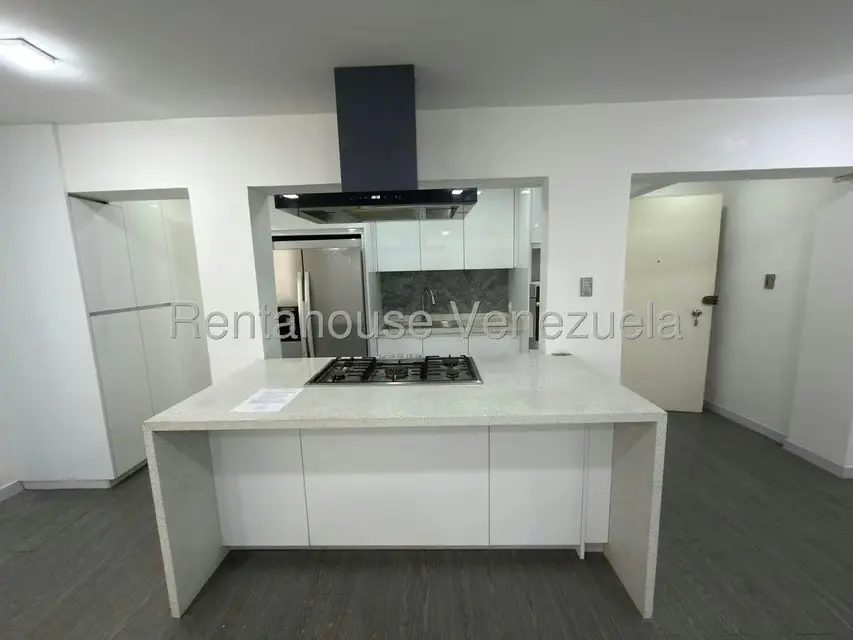 Apartamento (1 Nivel) en Venta en Los Palos Grandes, Distrito Metropolitano - 5