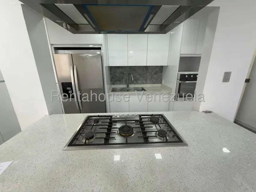 Apartamento (1 Nivel) en Venta en Los Palos Grandes, Distrito Metropolitano - 7