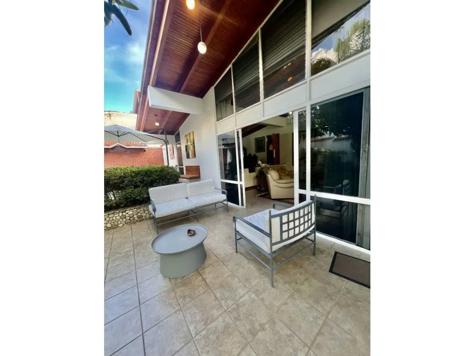 Se vende casa 450m2 Caurimare 9864 - 6