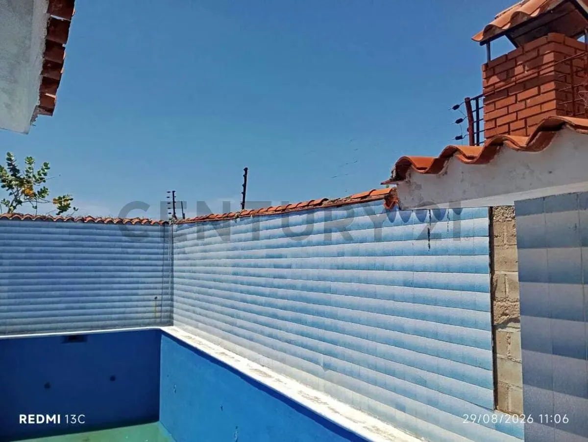 Casa Familiar con Piscina y Gran Reserva de Agua en Conjunto Privado, Porlamar - 7