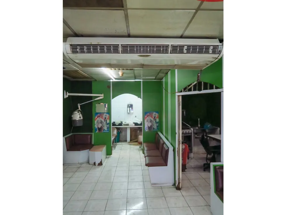 Local en alquiler Avenida Principal El Cementerio - 6