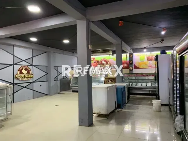 En Alquiler Local Comercial Sector Antiguo Aeropuerto municipio carirubana estado falcon - 3