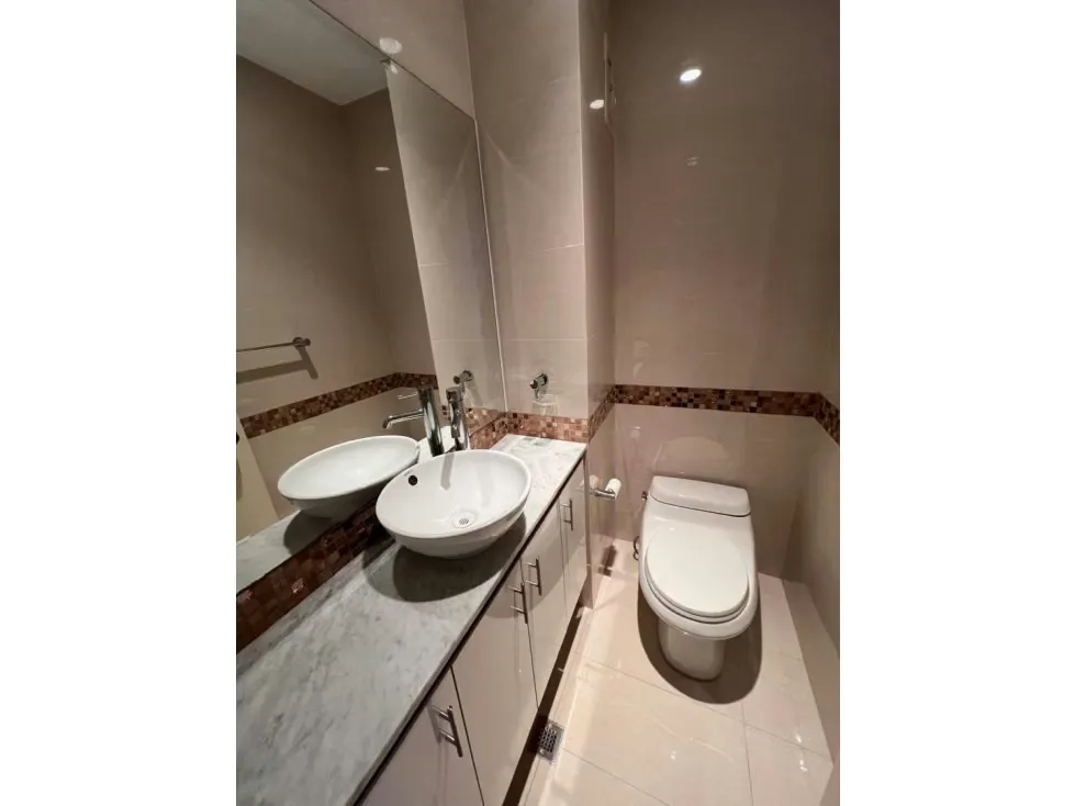 Alquilo apartamento 180m2 Colinas de Valle Arriba 8682 - 4