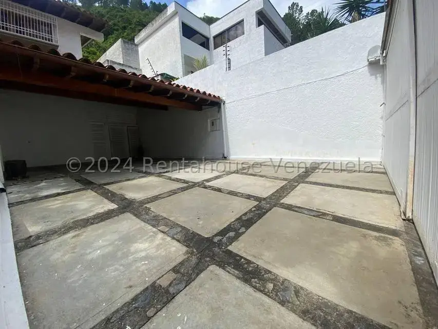 Casa (Multipes Niveles) en Venta en Prados del Este, Distrito Metropolitano - 61