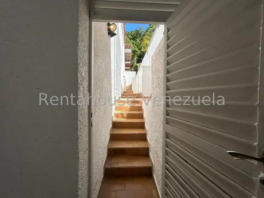 Casa (Multipes Niveles) en Venta en Prados del Este, Distrito Metropolitano - 63