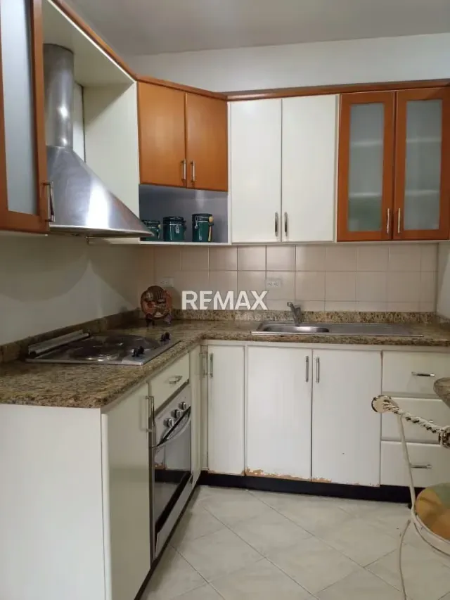 RESIDENCIAS NATHALY CRISTINA* Av. Bella Vista con Av. Universidad - 3