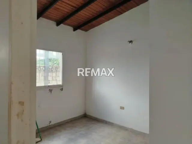 EN VENTA CASA EN ZONA INDUSTRIAL URB LOS PRADOS IV. MATURÍN-MONAGAS - 4