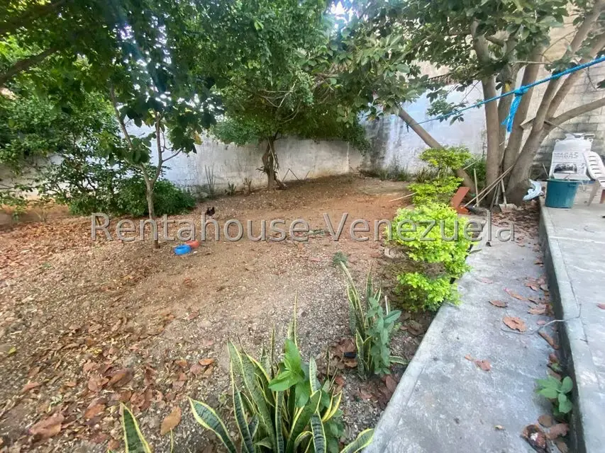 Casa (1 Nivel) en Venta en Patarata, Lara - 24