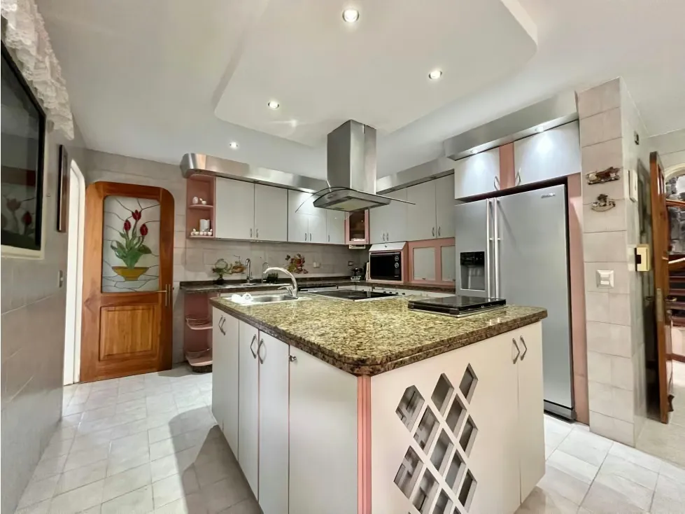 Se Vende casa 2200m² Cerro Verde - 18