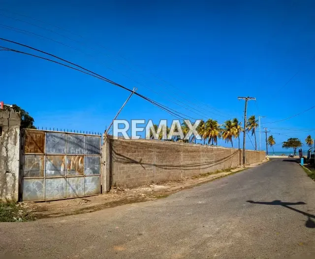 SE VENDE TERRENO PUERTO PIRITU FRENTE AL MAR - 6