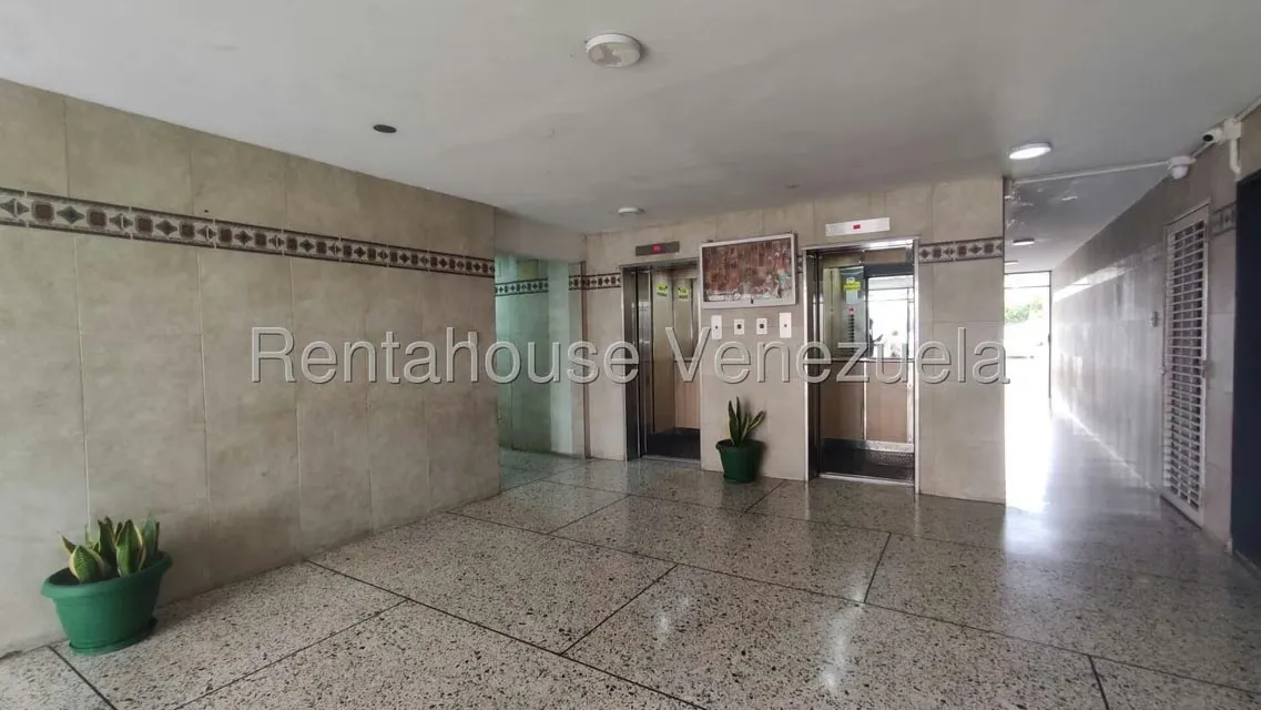 Apartamento (1 Nivel) en Venta en Las Trinitarias, Lara - 3