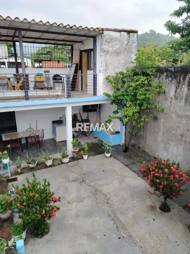 VENTA CASA UBICACION PRIVILEGIADA EN CAUCAGUA. DE OPORTUNIDAD - 13