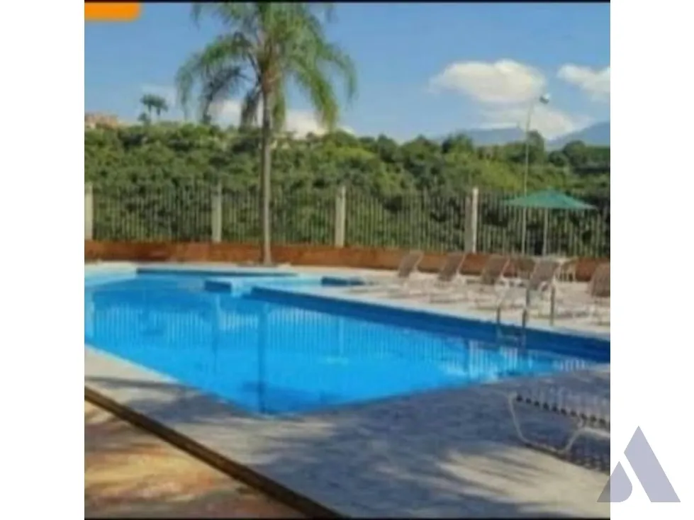 Vendo PH triplex 450m2 Los Samanes 6422 - 14