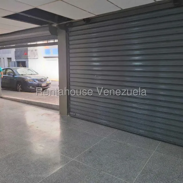 Local Comercial en Alquiler en Parroquia La Candelaria, Distrito Metropolitano - 19