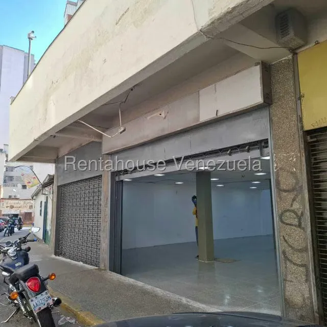 Local Comercial en Alquiler en Parroquia La Candelaria, Distrito Metropolitano - 3