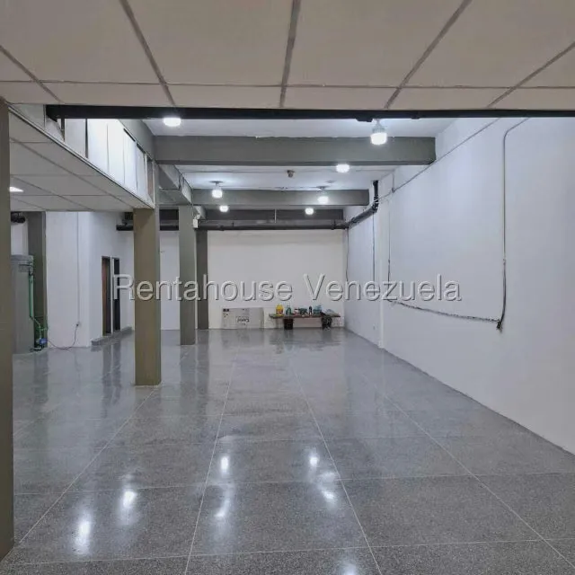Local Comercial en Alquiler en Parroquia La Candelaria, Distrito Metropolitano - 8