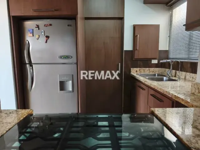 Apartamento en venta en Parque Santa Lucia, Avenida El Milagro, Maracaibo - 6