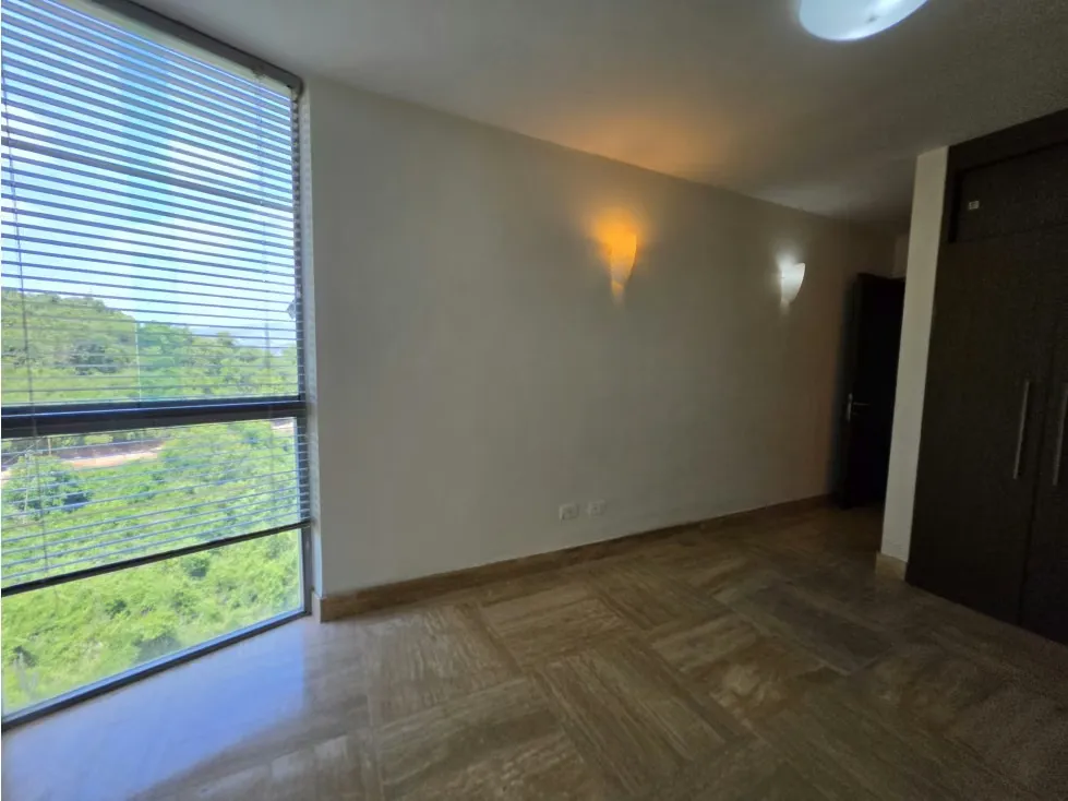 APARTAMENTO EN VENTA LOMAS DE LAS MERCEDES 138mt/2H/3B/3PE - 8