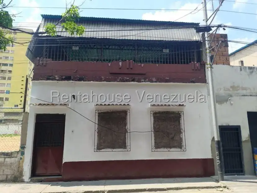Casa (Multipes Niveles) en Venta en Zona Centro, Aragua