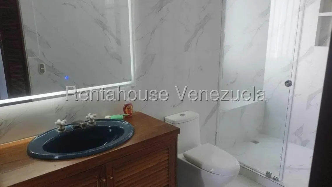 Apartamento (1 Nivel) en Venta en Lomas de Las Mercedes, Distrito Metropolitano - 28