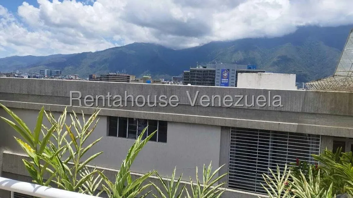 Apartamento (1 Nivel) en Venta en Lomas de Las Mercedes, Distrito Metropolitano - 4