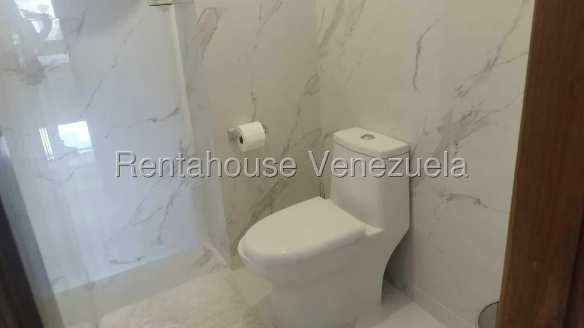 Apartamento (1 Nivel) en Venta en Lomas de Las Mercedes, Distrito Metropolitano - 34