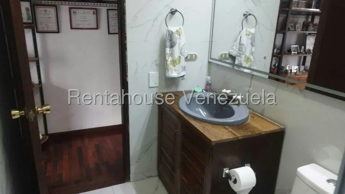 Apartamento (1 Nivel) en Venta en Lomas de Las Mercedes, Distrito Metropolitano - 37