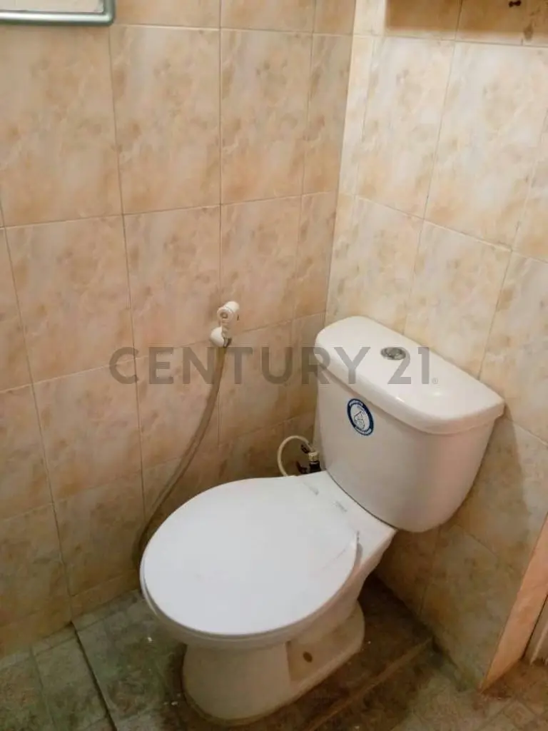 Vende casa con 10 Habitaciones independientes con fines de lucro - 11