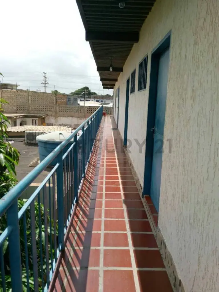 Vende casa con 10 Habitaciones independientes con fines de lucro - 17