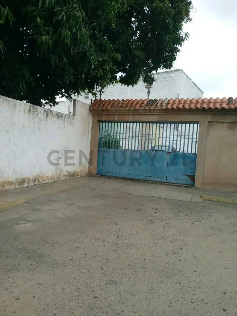 Vende casa con 10 Habitaciones independientes con fines de lucro - 5