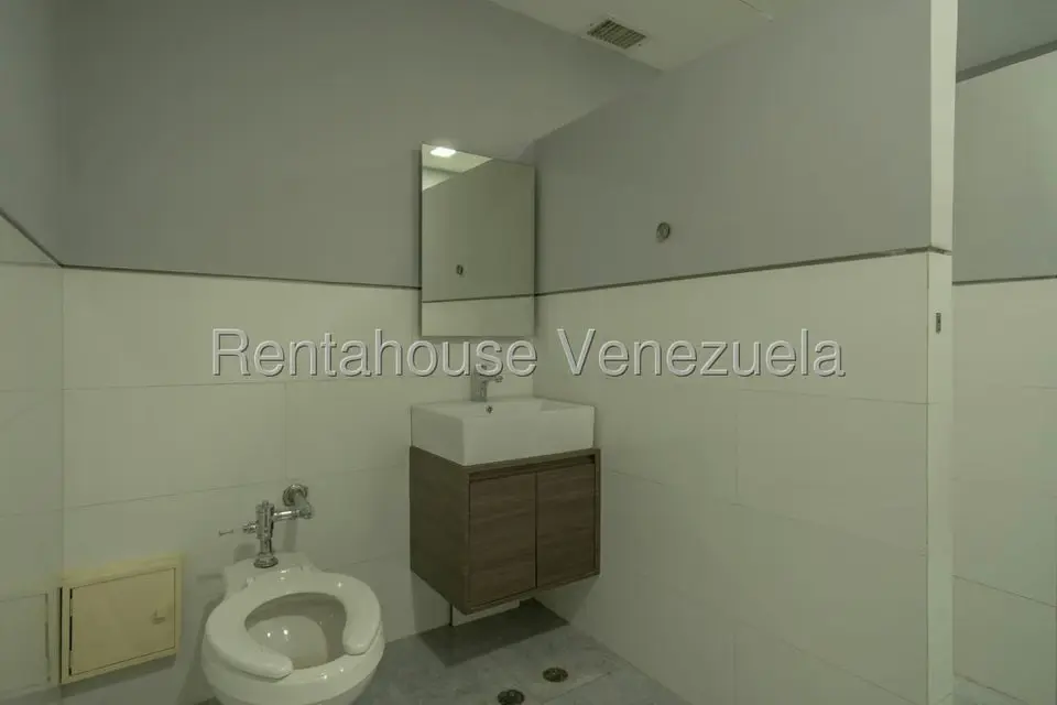 Oficina en Alquiler en Los Naranjos del Cafetal, Distrito Metropolitano - 15