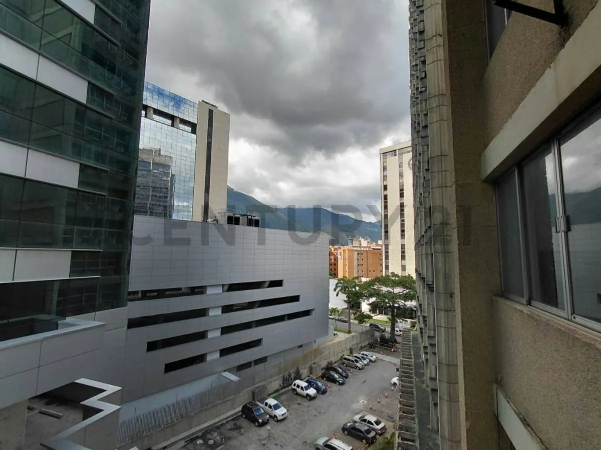 Oficina en Obra Gris de 118 m2 en Alquiler en El Rosal - 4