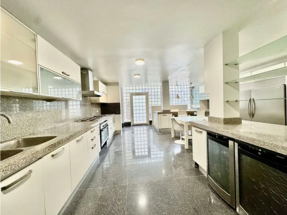 Se vende casa 400m2 3h+s/5b/6p + anexo Oripoto - 11