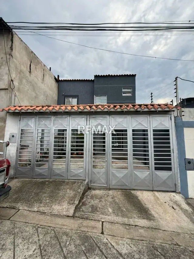 VENTA DE CASA EN RUBIO