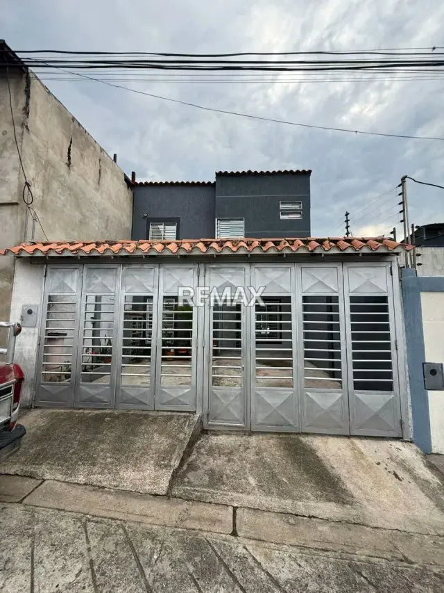 VENTA DE CASA EN RUBIO