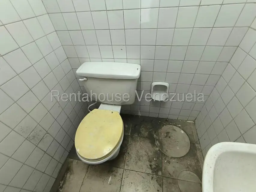 Local Comercial en Venta en Avenida Delicias Norte, Zulia - 18