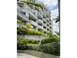 Vista 16