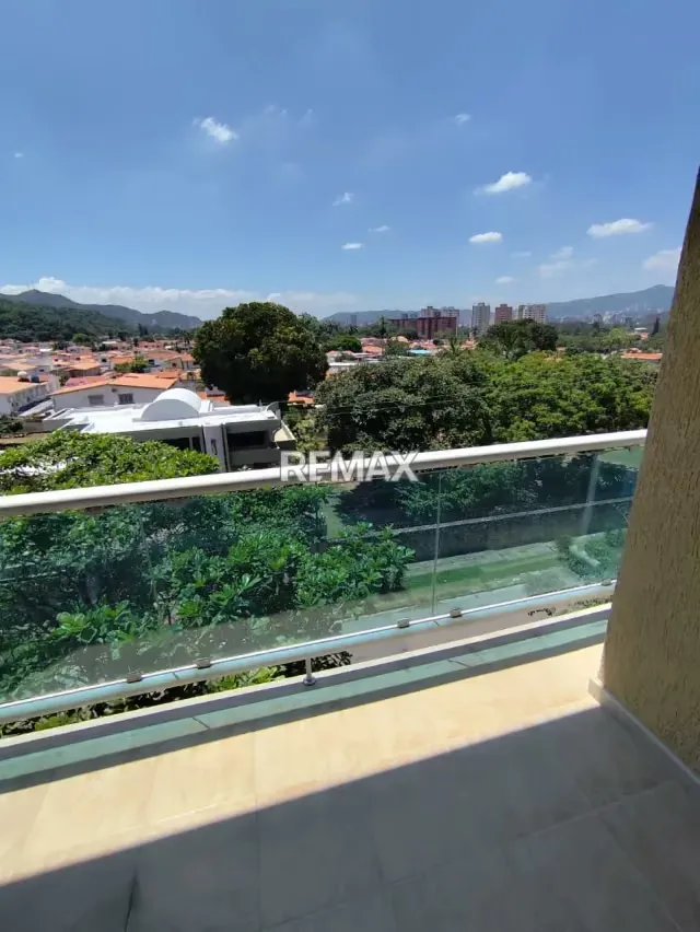 Apartamento en venta. Res. Titanium Suite, Mañongo (Cerca de Sambil) - 9