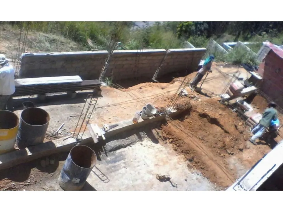 Se vende terreno 1500m2 Bosques de La Lagunita 3683 - 23