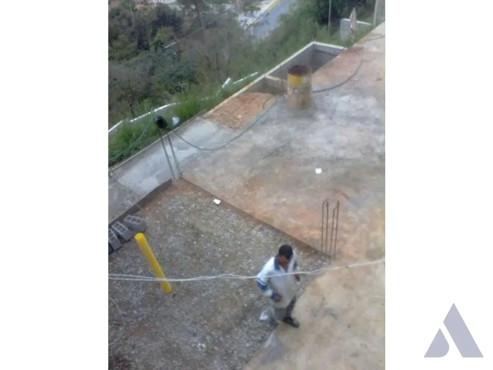Se vende terreno 1500m2 Bosques de La Lagunita 3683 - 28