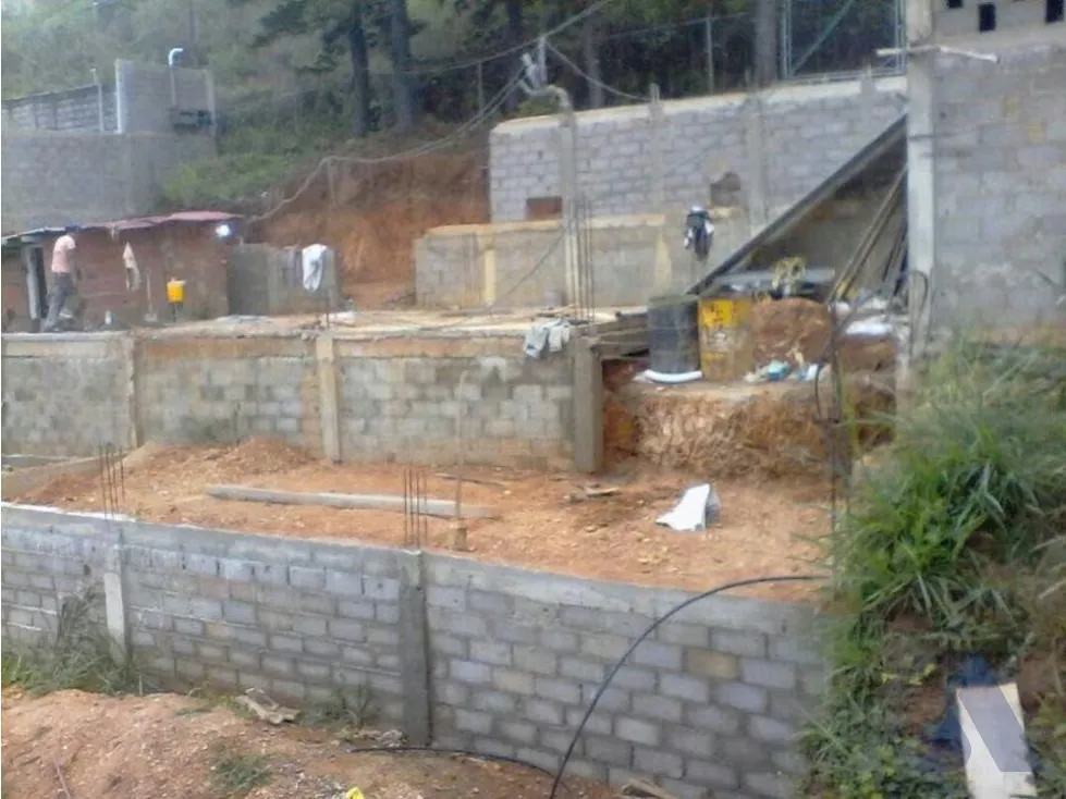 Se vende terreno 1500m2 Bosques de La Lagunita 3683 - 5